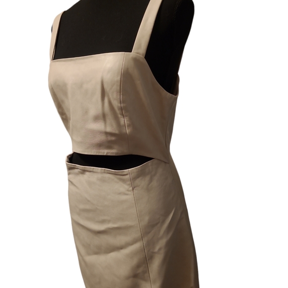 πHPπNWT 7 For All Mankind Faux Leather DressπSize Medium - Picture 3 of 12
